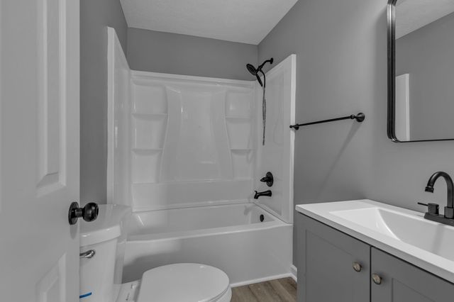 1916 Louanne Dr, Nashville, TN 37217