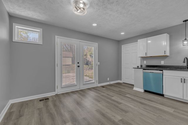 1916 Louanne Dr, Nashville, TN 37217