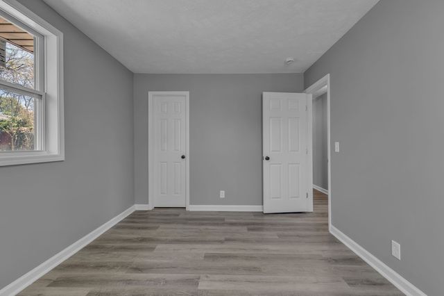 1916 Louanne Dr, Nashville, TN 37217