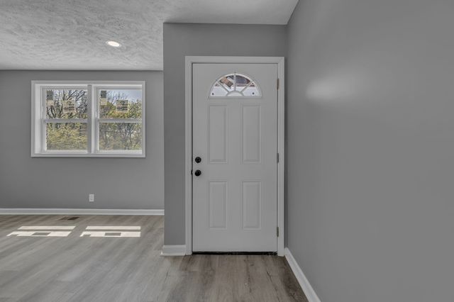 1916 Louanne Dr, Nashville, TN 37217