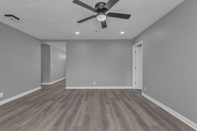 1916 Louanne Dr, Nashville, TN 37217