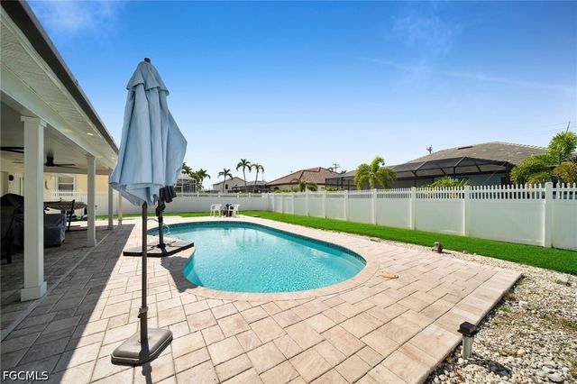 1220 SW 54th LN, Cape Coral, FL 33914