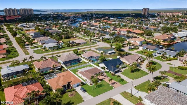 1220 SW 54th LN, Cape Coral, FL 33914