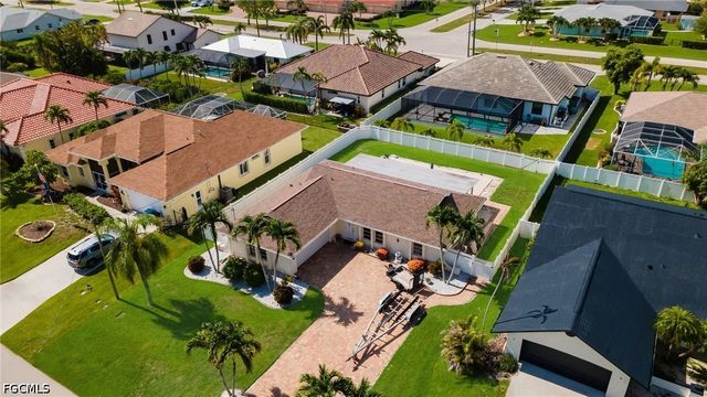 1220 SW 54th LN, Cape Coral, FL 33914
