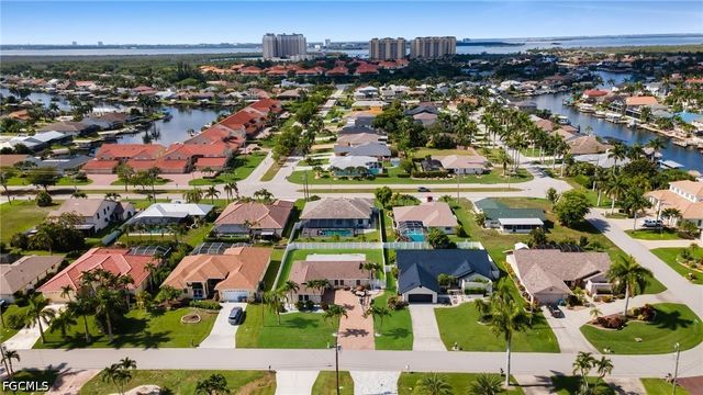 1220 SW 54th LN, Cape Coral, FL 33914