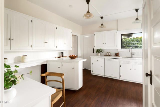 126 E 4th Street, Ontario, CA 91764