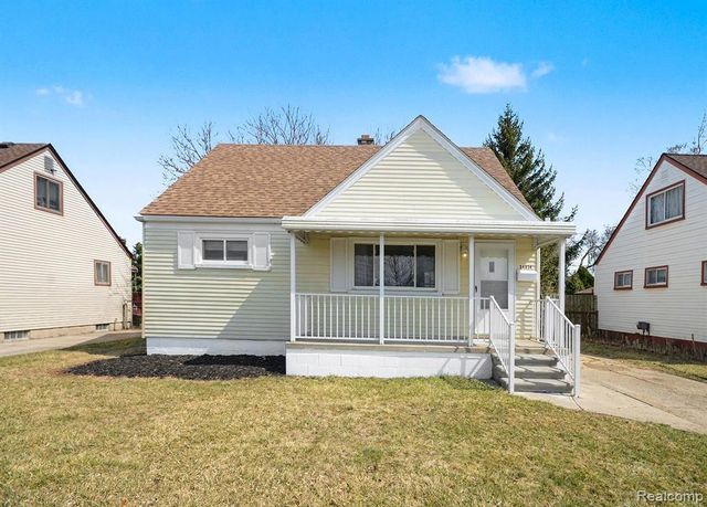 24834 Schroeder Avenue, Eastpointe, MI 48021