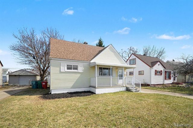 24834 Schroeder Avenue, Eastpointe, MI 48021