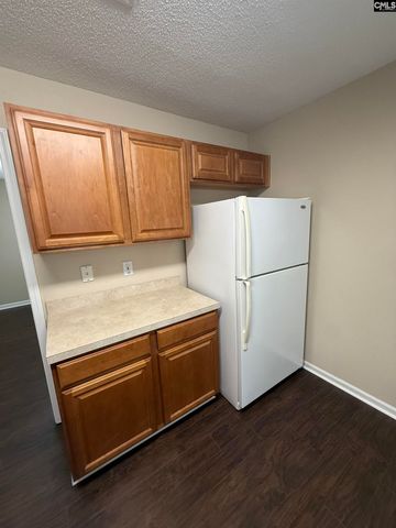 114 Hunters Mill Lane E, West Columbia, SC 29170