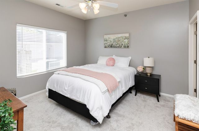 1740 SE L.a. Grant Parkway 30, Waukee, IA 50263