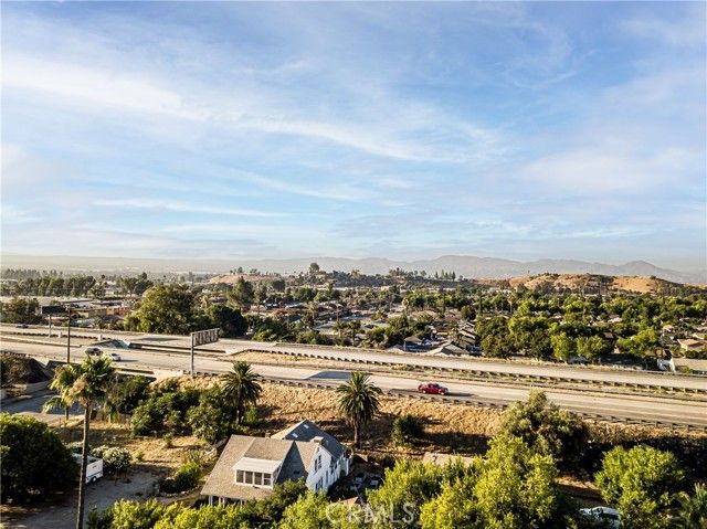 2983 N Alameda Avenue, San Bernardino, CA 92404