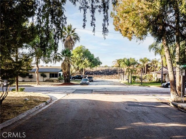 2983 N Alameda Avenue, San Bernardino, CA 92404