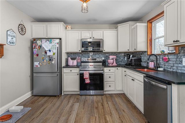 118 Shady Grove Road, Eden, NC 27288