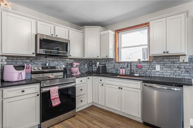 118 Shady Grove Road, Eden, NC 27288