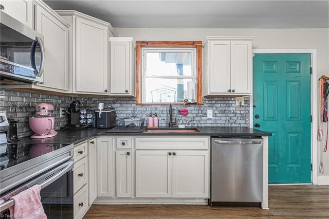 118 Shady Grove Road, Eden, NC 27288