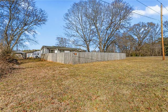 118 Shady Grove Road, Eden, NC 27288