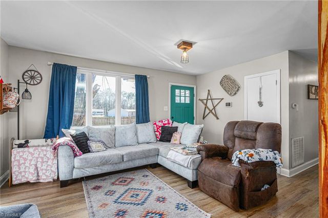 118 Shady Grove Road, Eden, NC 27288