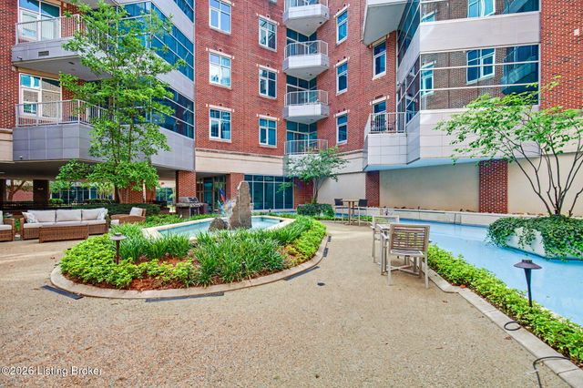 324 E Main St 225, Louisville, KY 40202