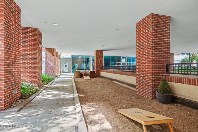324 E Main St 225, Louisville, KY 40202
