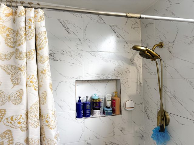 11549 Springshire Drive, Houston, TX 77066