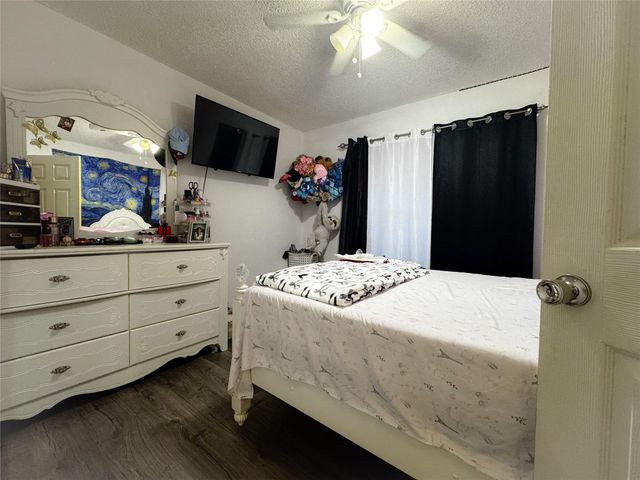 11549 Springshire Drive, Houston, TX 77066