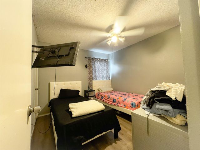 11549 Springshire Drive, Houston, TX 77066