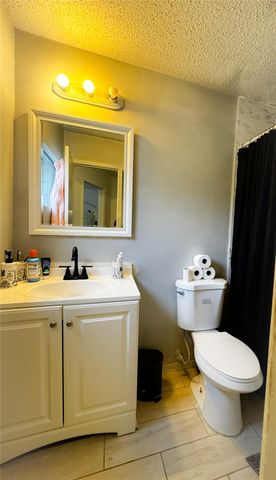 11549 Springshire Drive, Houston, TX 77066