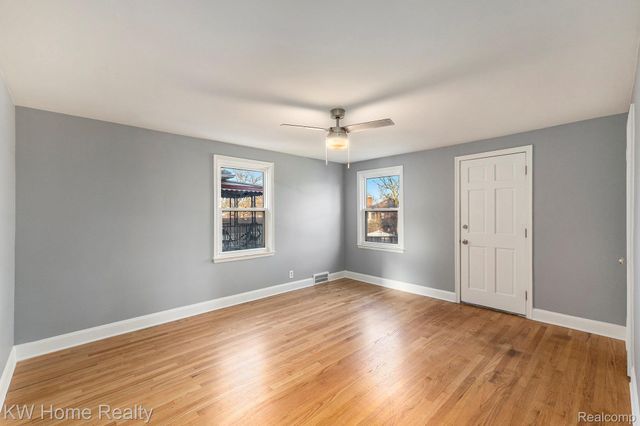 18904 Roselawn Street, Detroit, MI 48221