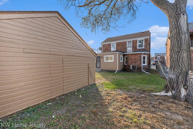 18904 Roselawn Street, Detroit, MI 48221