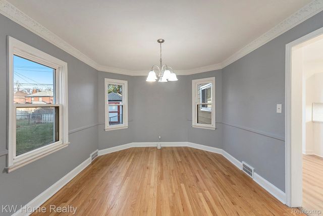 18904 Roselawn Street, Detroit, MI 48221