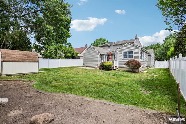12-22 Sumner Place, Fair Lawn, NJ 07410