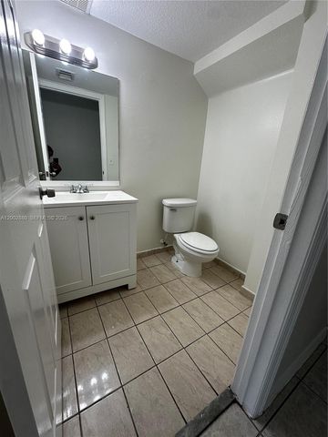 26323 SW 135th Pl 26323, Homestead, FL 33032