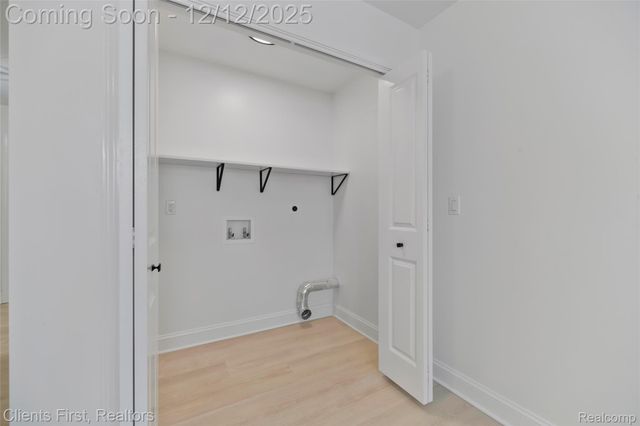 23021 Donaldson Street, Dearborn, MI 48124