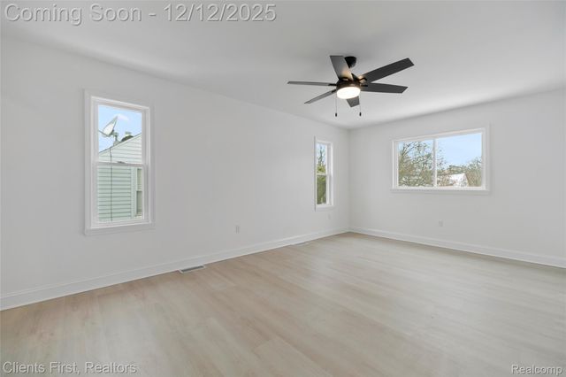 23021 Donaldson Street, Dearborn, MI 48124