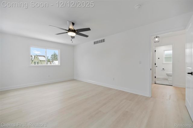 23021 Donaldson Street, Dearborn, MI 48124