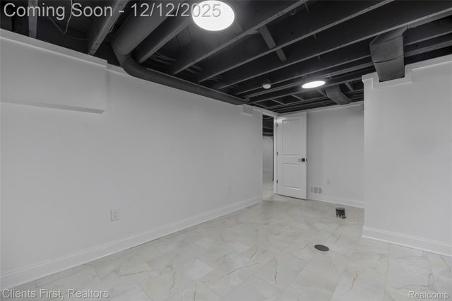 23021 Donaldson Street, Dearborn, MI 48124