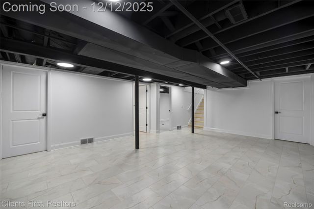 23021 Donaldson Street, Dearborn, MI 48124