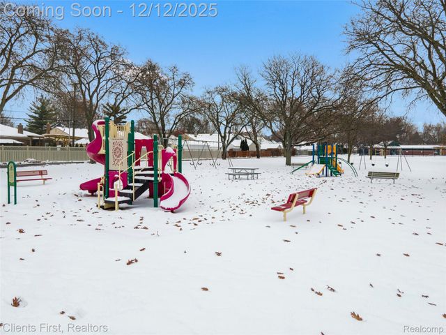 23021 Donaldson Street, Dearborn, MI 48124