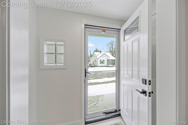 23021 Donaldson Street, Dearborn, MI 48124