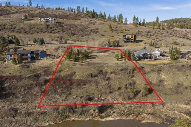 11511 S Fairway Ridge Ln, Spokane, WA 99224