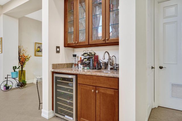 16610 Gateway Bridge Drive, Delray Beach, FL 33446