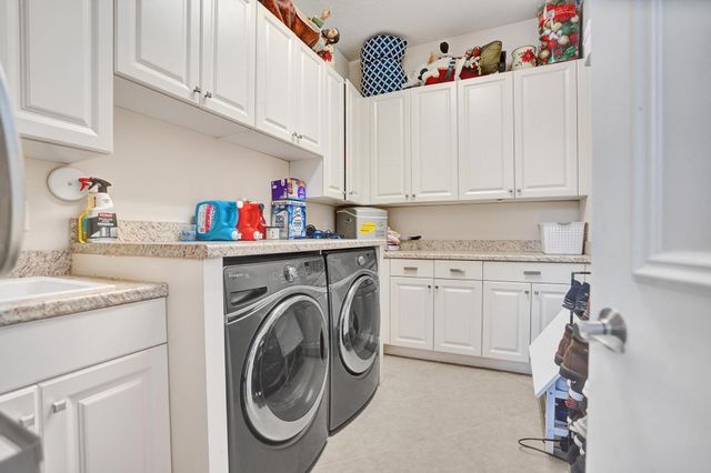 16610 Gateway Bridge Drive, Delray Beach, FL 33446