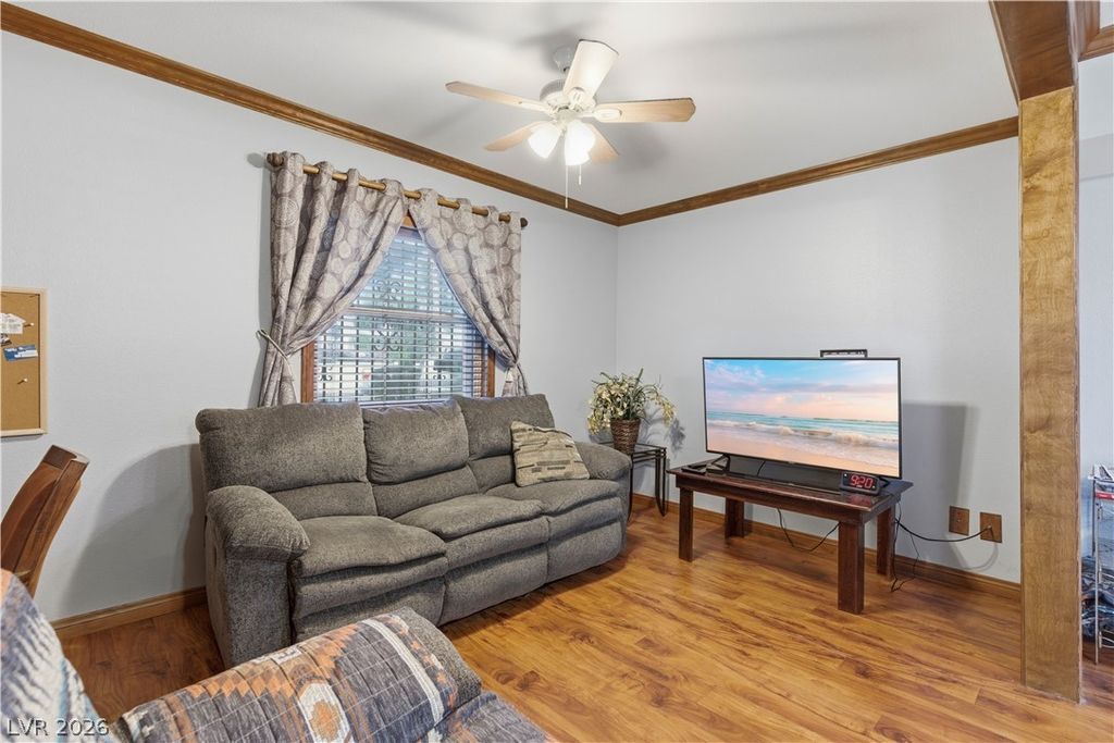 Image 12 of property listing at 434 Las Casitas Way, Las Vegas, NV 89121