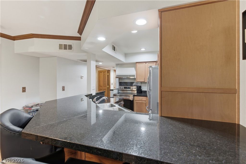 Image 20 of property listing at 434 Las Casitas Way, Las Vegas, NV 89121