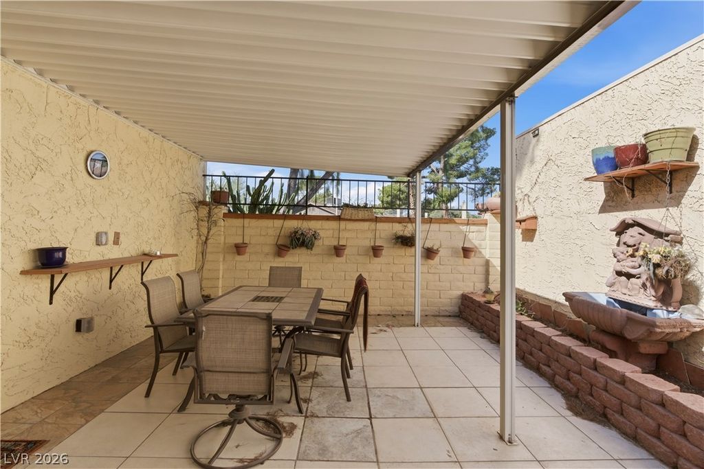 Image 31 of property listing at 434 Las Casitas Way, Las Vegas, NV 89121