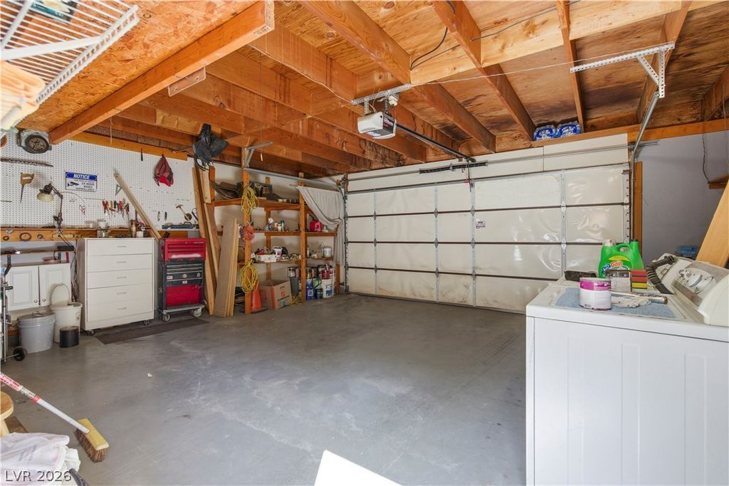 Image 36 of property listing at 434 Las Casitas Way, Las Vegas, NV 89121