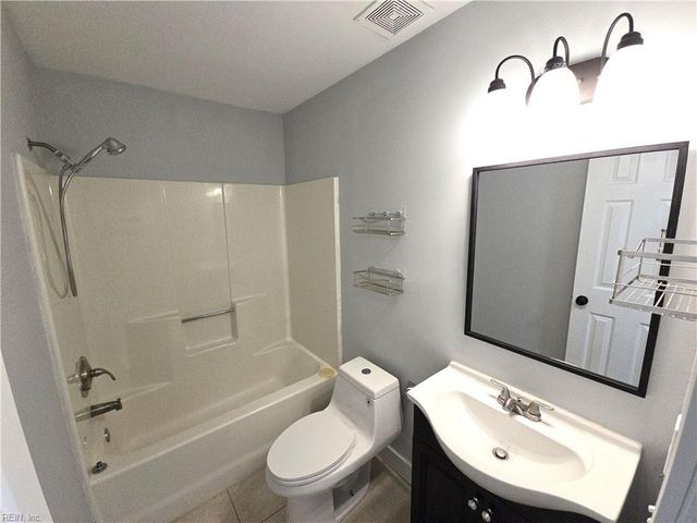 2100 Fort Belvoir DR, Virginia Beach, VA 23454