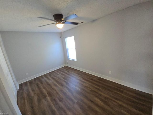 2100 Fort Belvoir DR, Virginia Beach, VA 23454