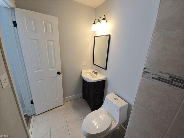 2100 Fort Belvoir DR, Virginia Beach, VA 23454