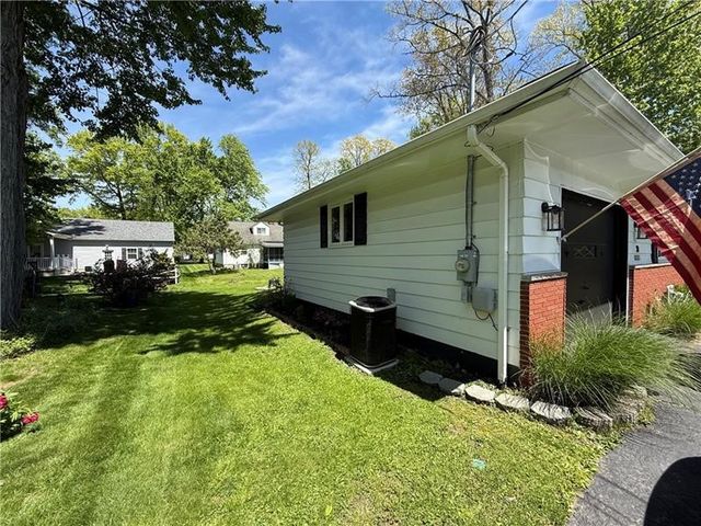 20 W Meyer, Neshannock Twp, PA 16105